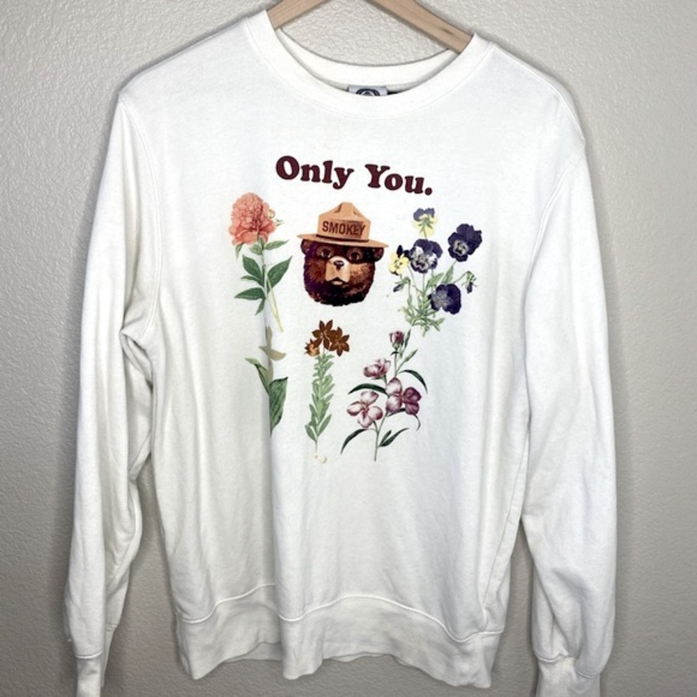 Smokey the Bear Mighty Fine “Only You” Graphic White Long Sleeve Tee Size Large